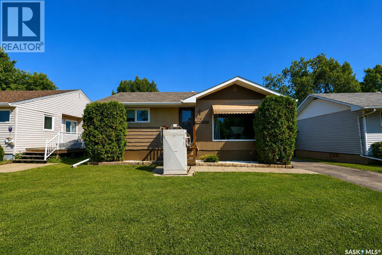 340 28th STREET E - 1