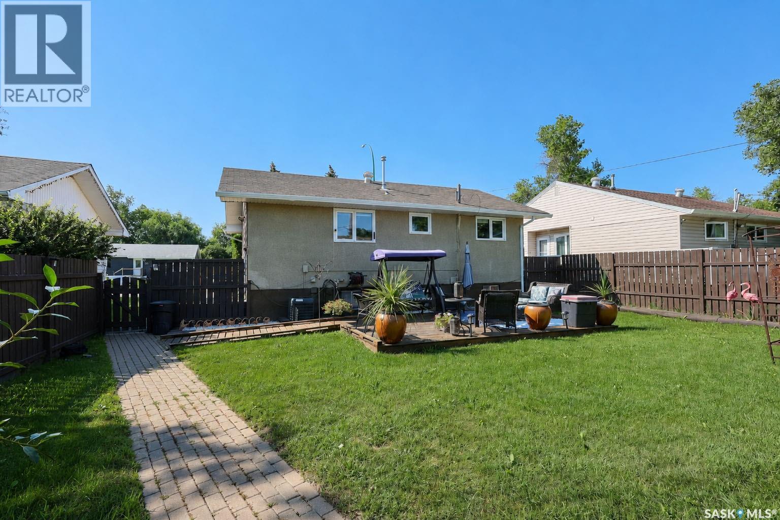 340 28th STREET E - 28