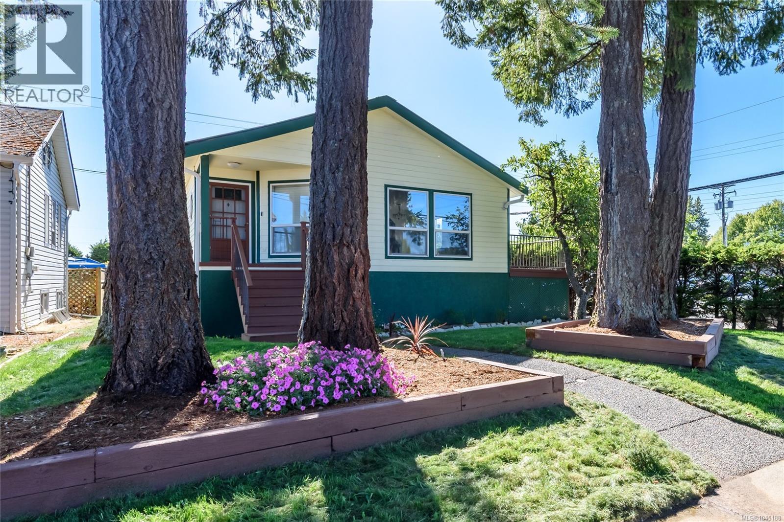 792 12th St, Courtenay — photo 3