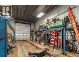 8102 Manning Avenue, Fort Mcmurray, AB T9H1V7 Photo 18