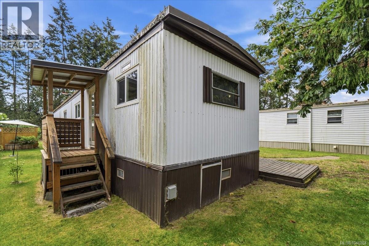 #53 1247 Arbutus Rd - Image 38
