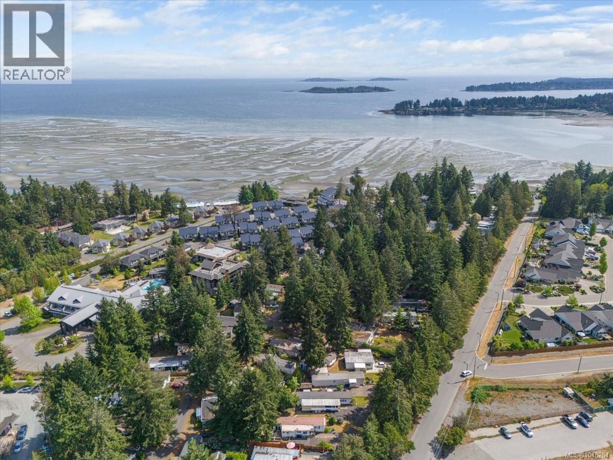 #53 1247 Arbutus Rd - Image 8