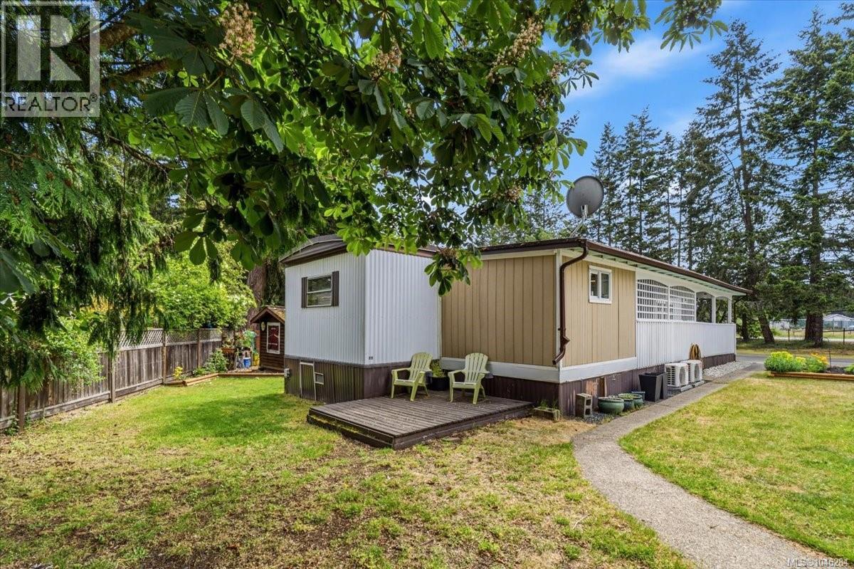 #53 1247 Arbutus Rd - 39