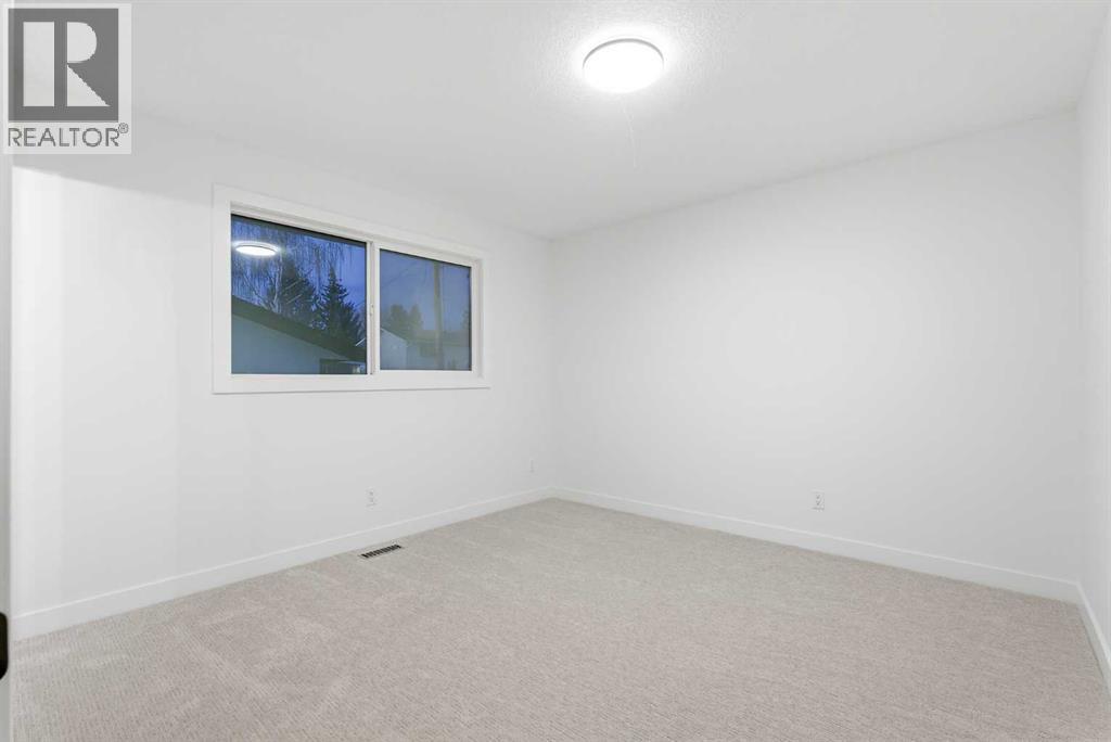4904 Valiant Drive NW - 19