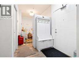 401 22577 Royal Crescent, Maple Ridge, BC V2X2M2 Photo 17