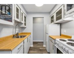 102 107 W 27th Street, North Vancouver, BC V7N4G5 Photo 10