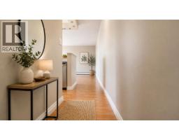 1607 145 St. Georges Avenue, North Vancouver, BC V7L3G8 Photo 12