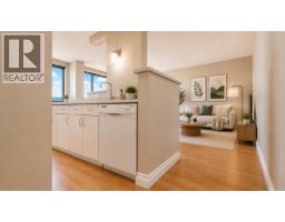 1607 145 St. Georges Avenue, North Vancouver, BC V7L3G8 Photo 9