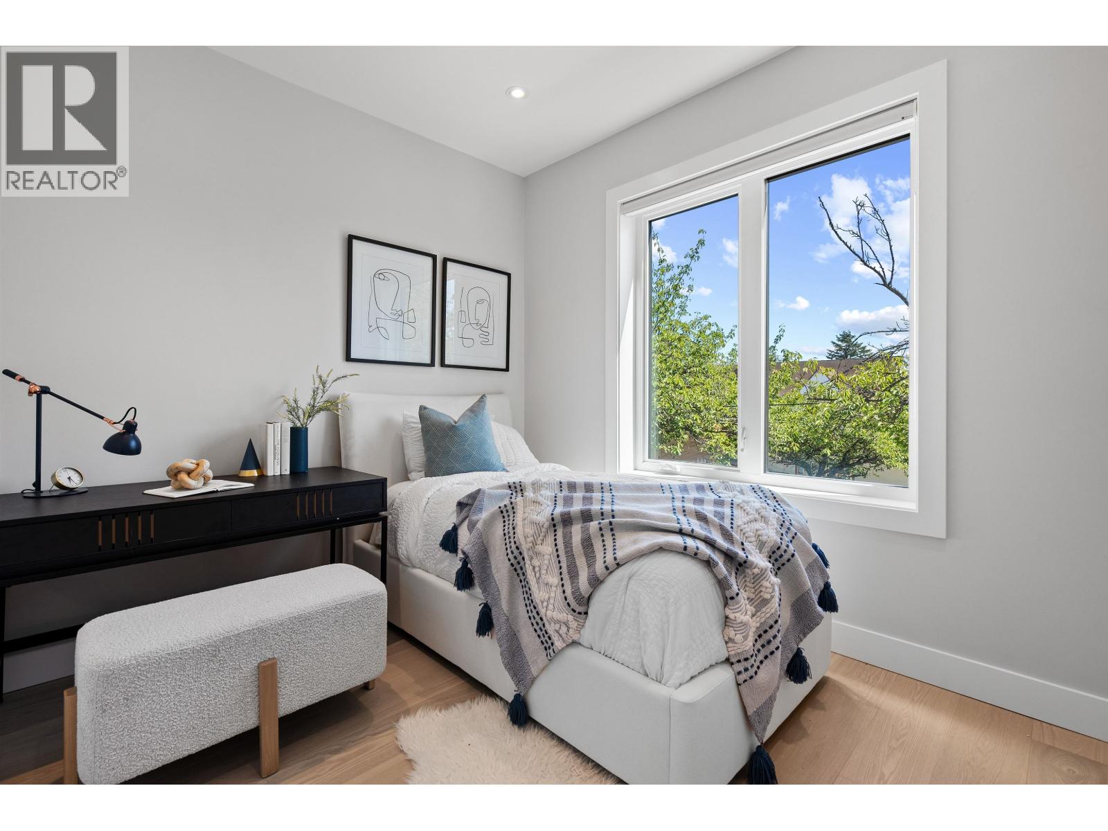 4 Bed, 4 Bath House for Sale in Vancouver – 2 4845 COMMERCIAL STREET, Vancouver – MLS# R3153482 - Image 22