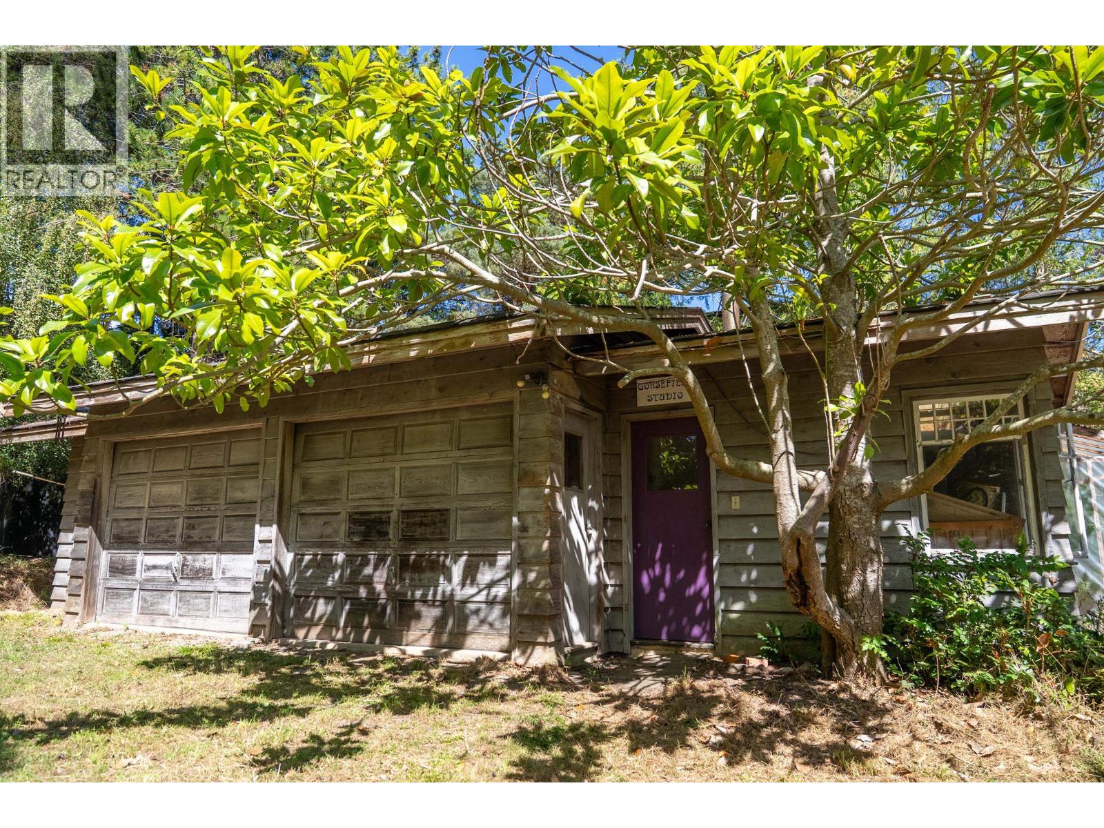 9919 SOUTHLANDS DRIVE, Pender Island