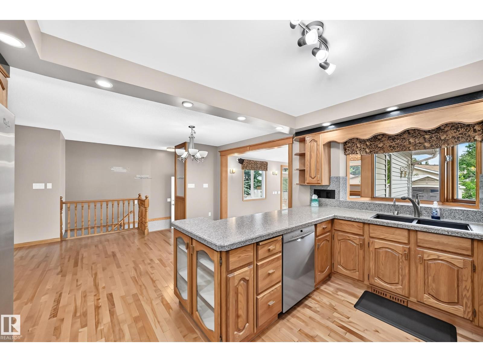 4129 43B Avenue - Photo 7