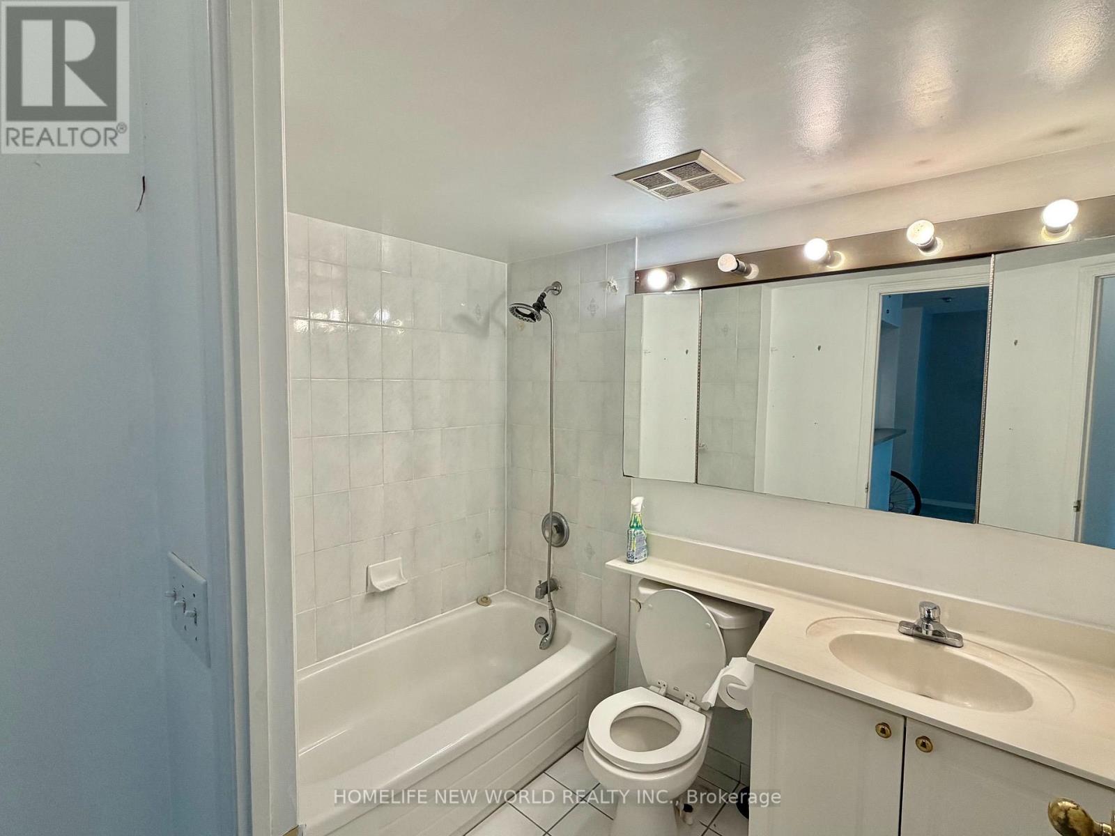 #303 39 PEMBERTON AVENUE - 9