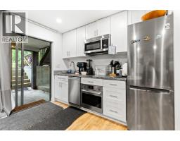 7995 Woodhurst Drive, Burnaby, BC V5A4C6 Photo 26