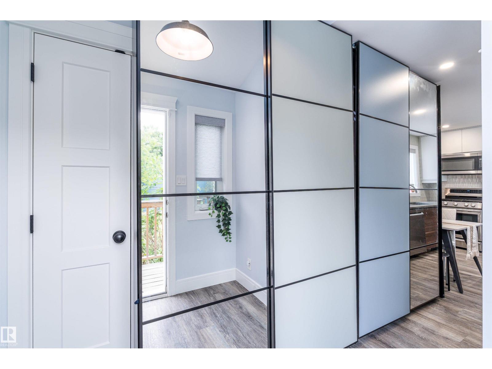 10934 80 AV NW - Image 14