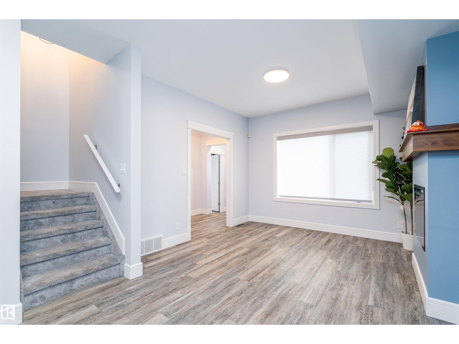 10934 80 AV NW - Image 7