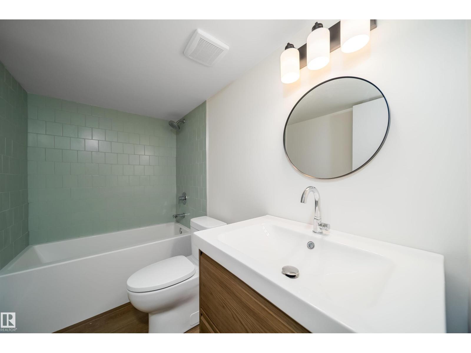 12 A INVERMERE PL - 25