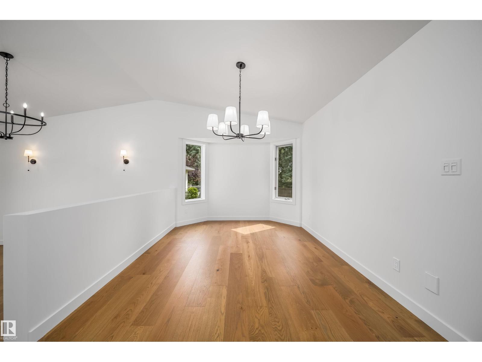 12 A INVERMERE PL - 5