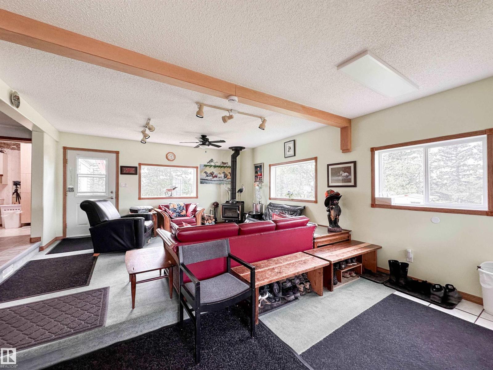 55302 RGE ROAD 261