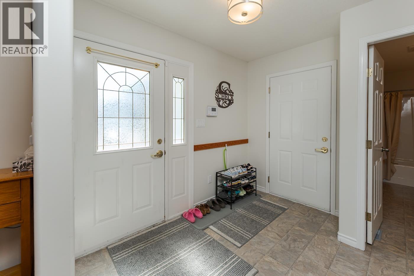 #121 7180 ST LAWRENCE AVENUE - Image 4