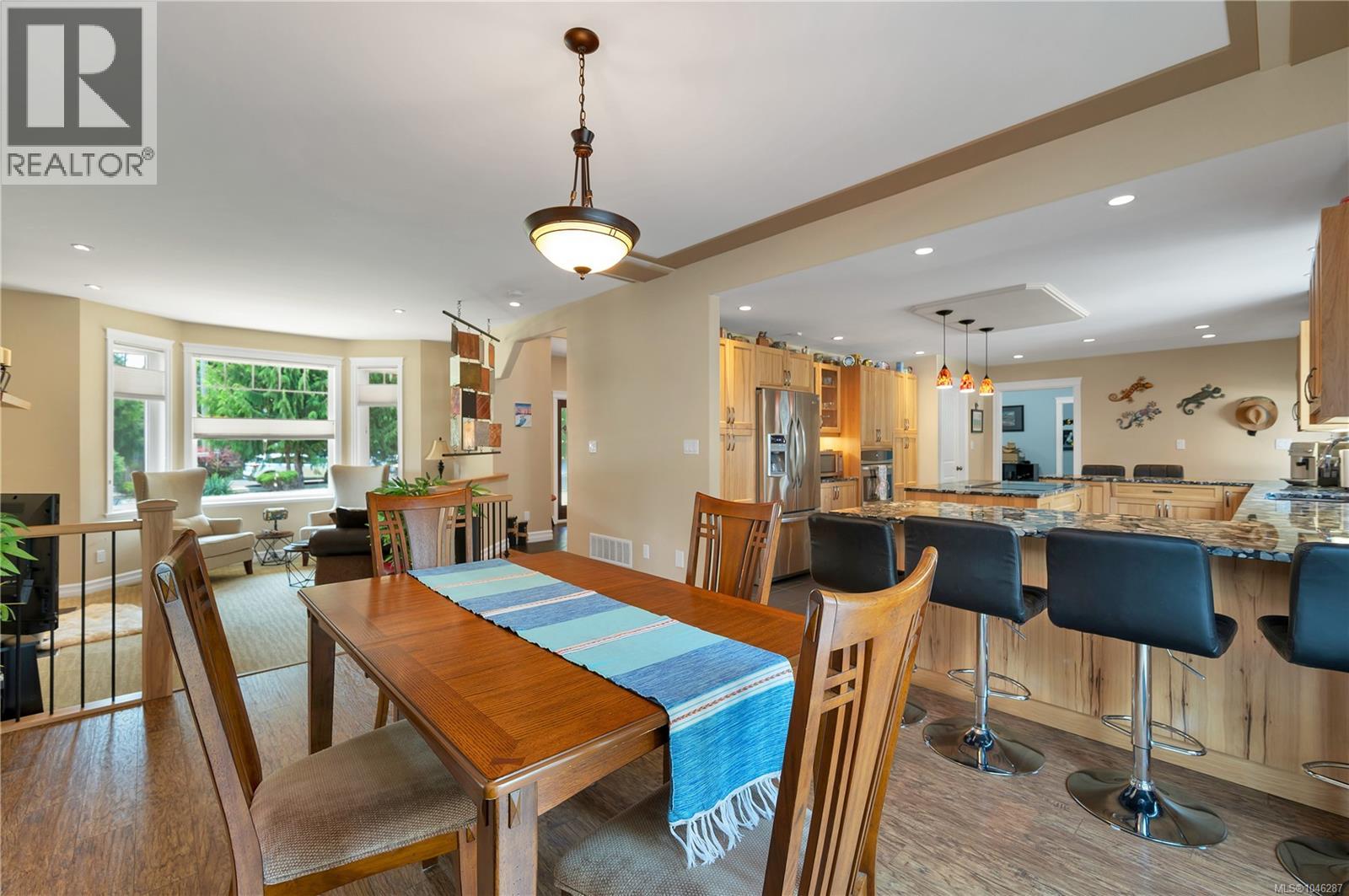 2246 Glenmore Rd - 6