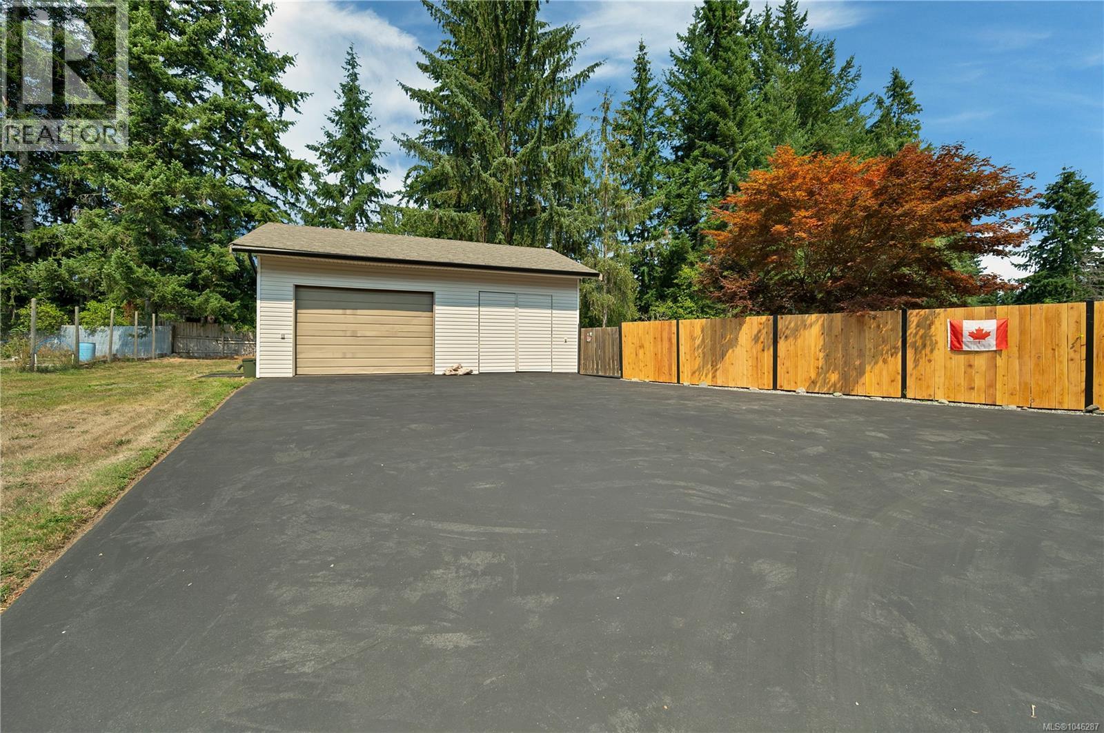 2246 Glenmore Rd - 3