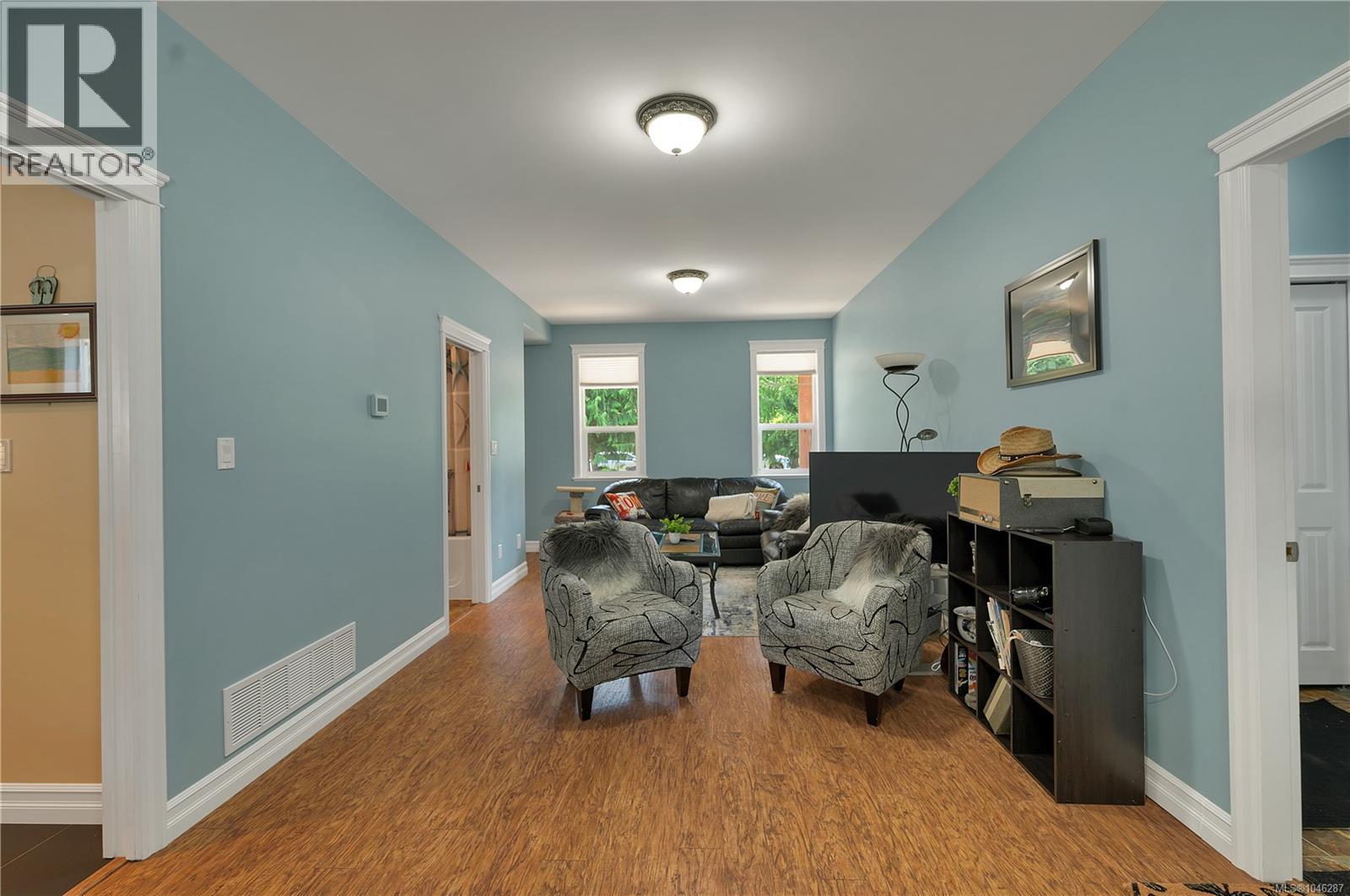 2246 Glenmore Rd - 29