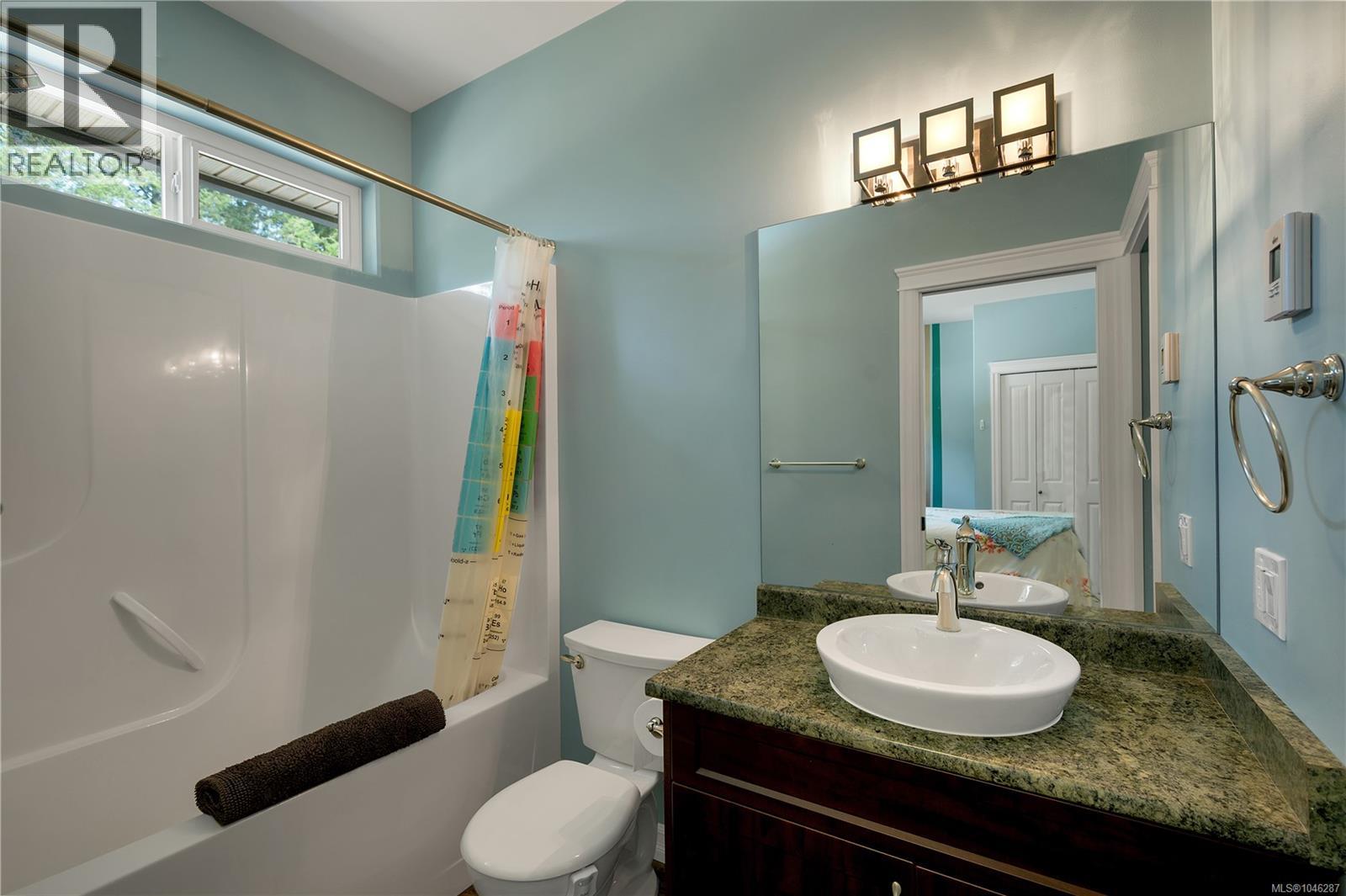 2246 Glenmore Rd - 22