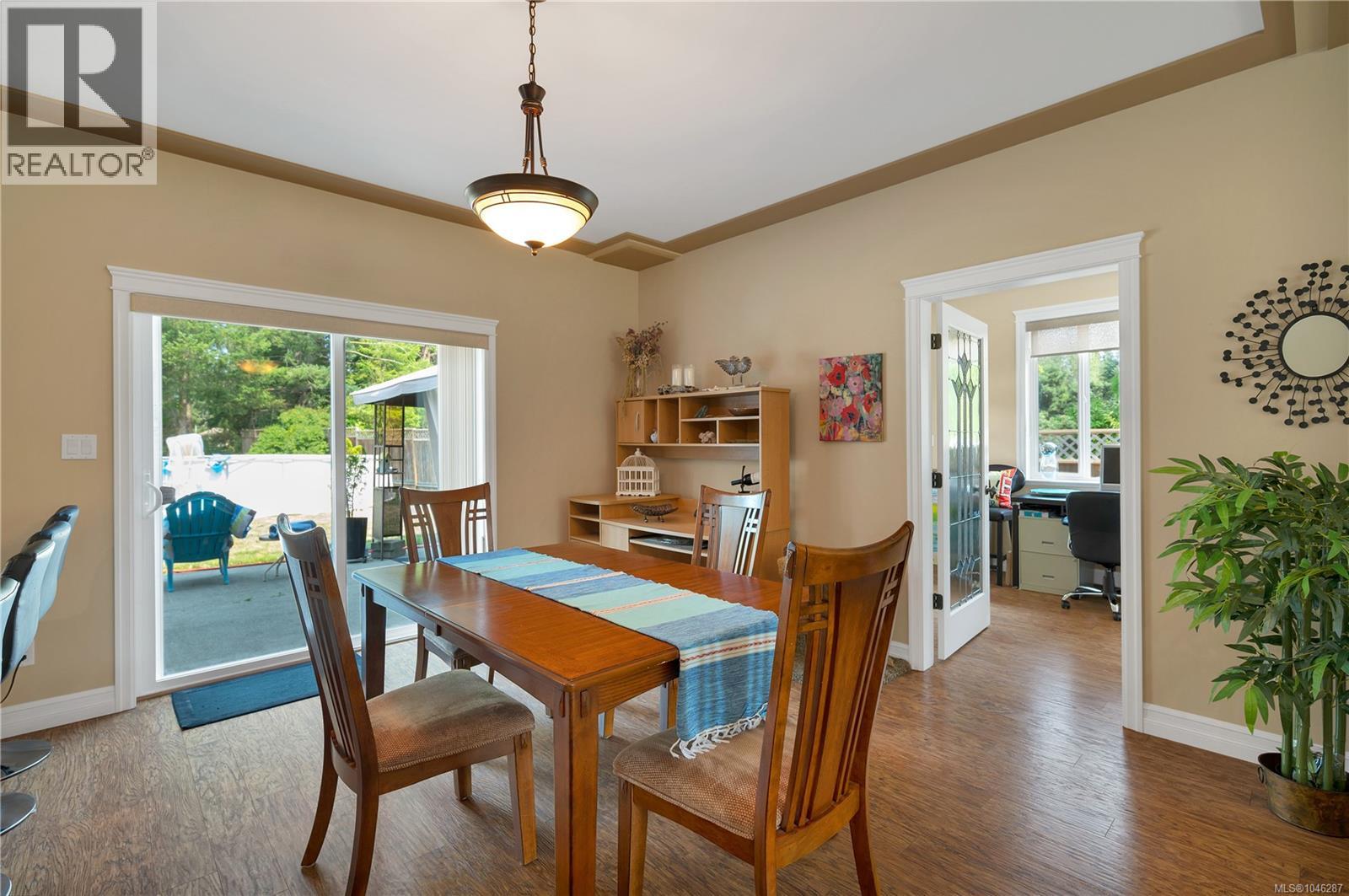 2246 Glenmore Rd - 25