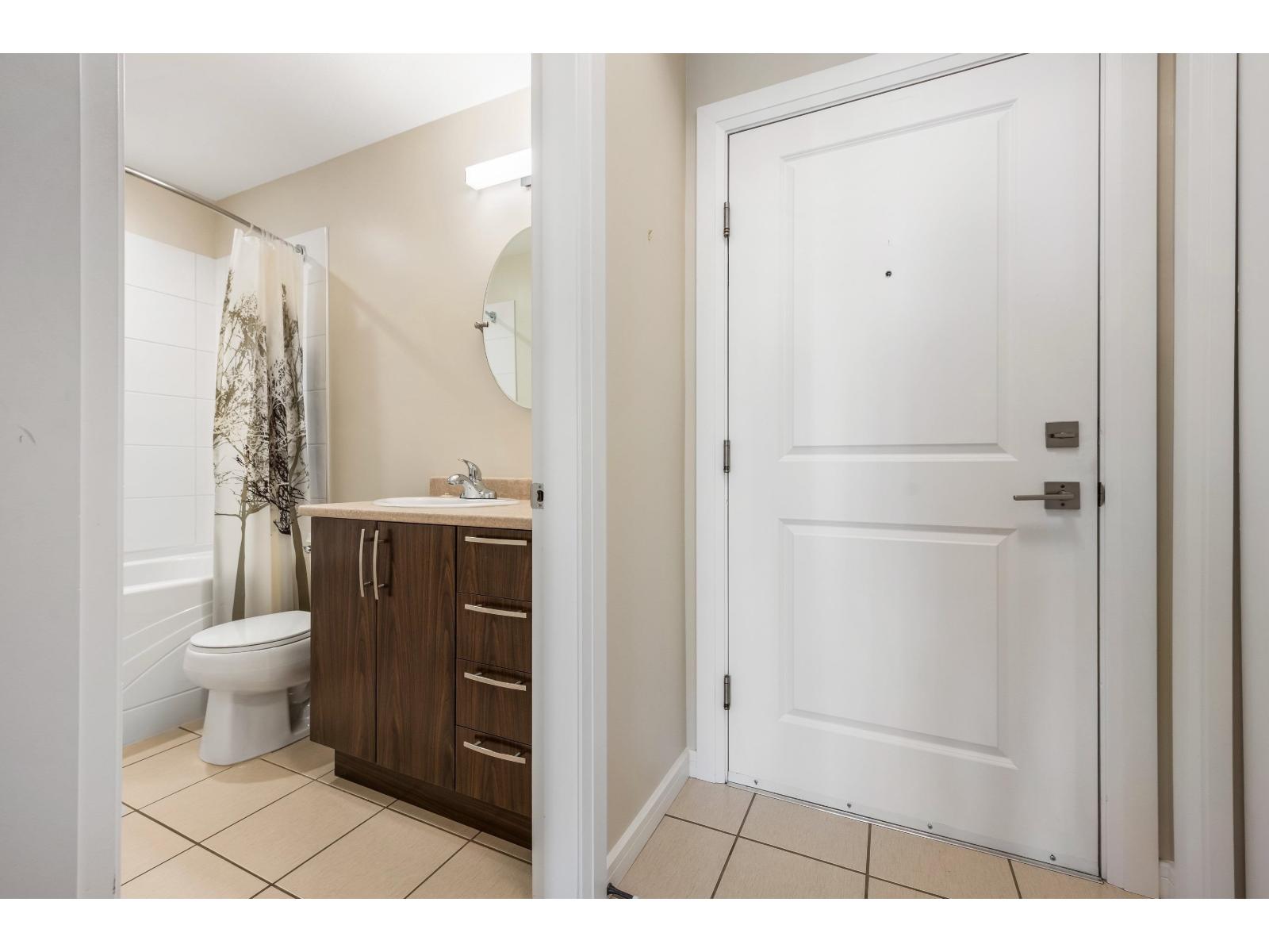 312 45530 MARKET WAY, Garrison Crossing, Chilliwack