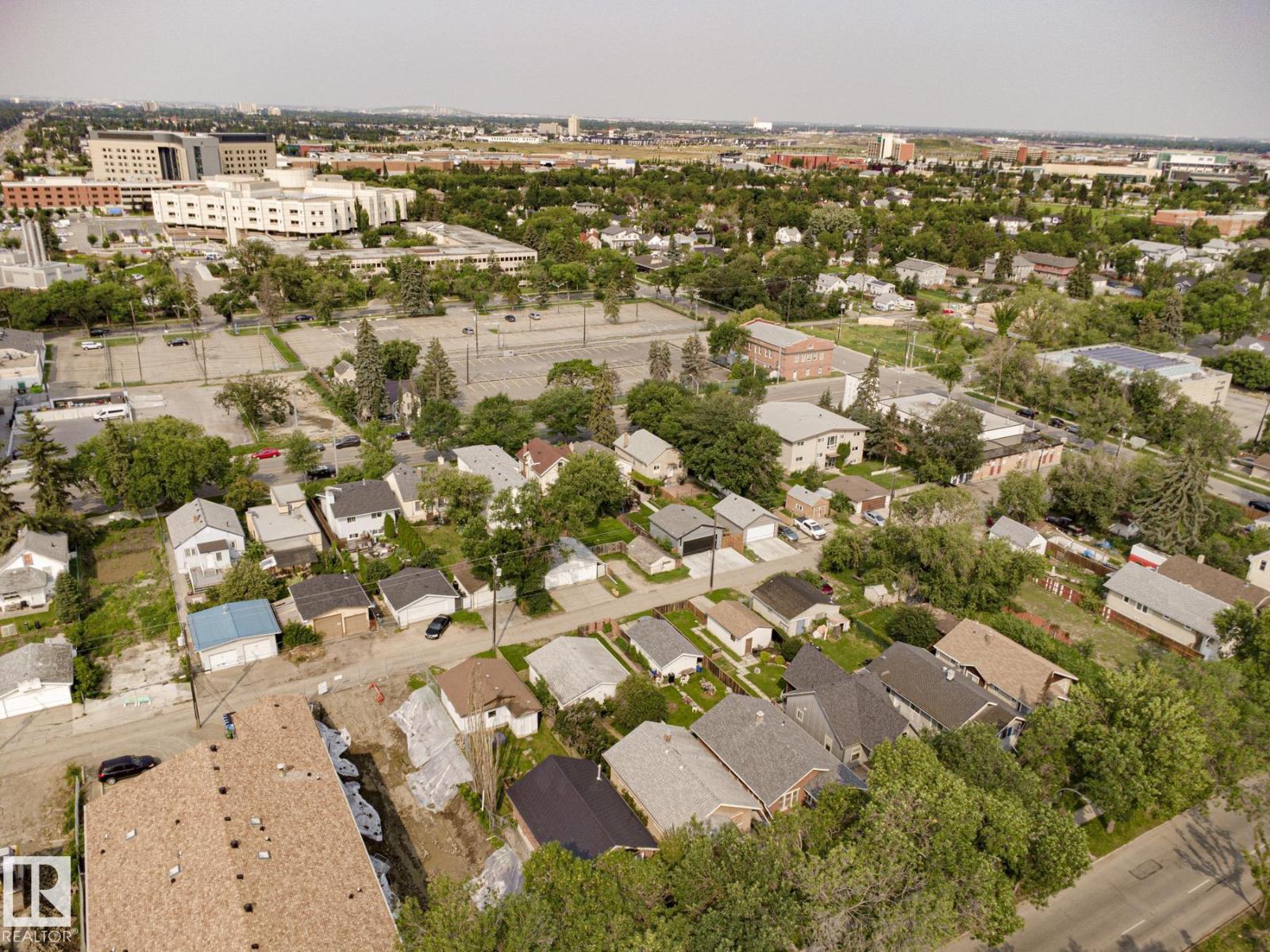 11124 97 ST NW - 24
