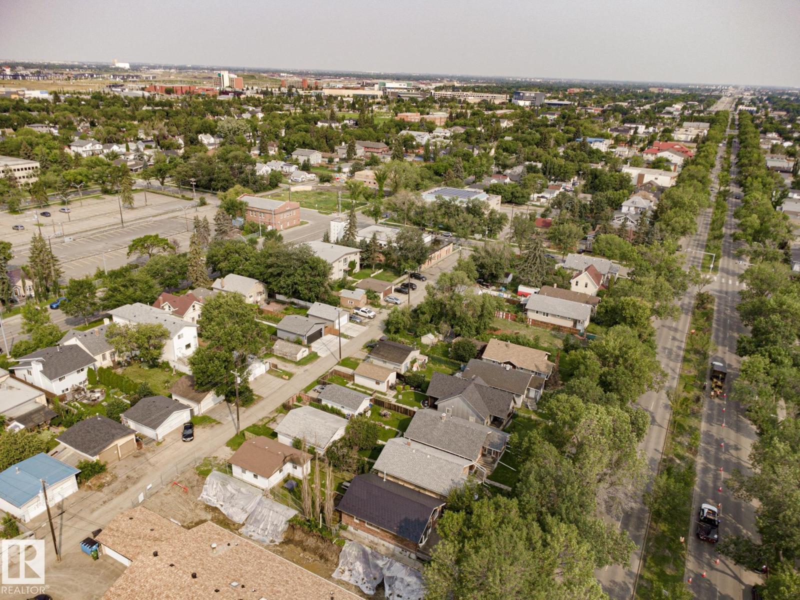 11124 97 ST NW - 23