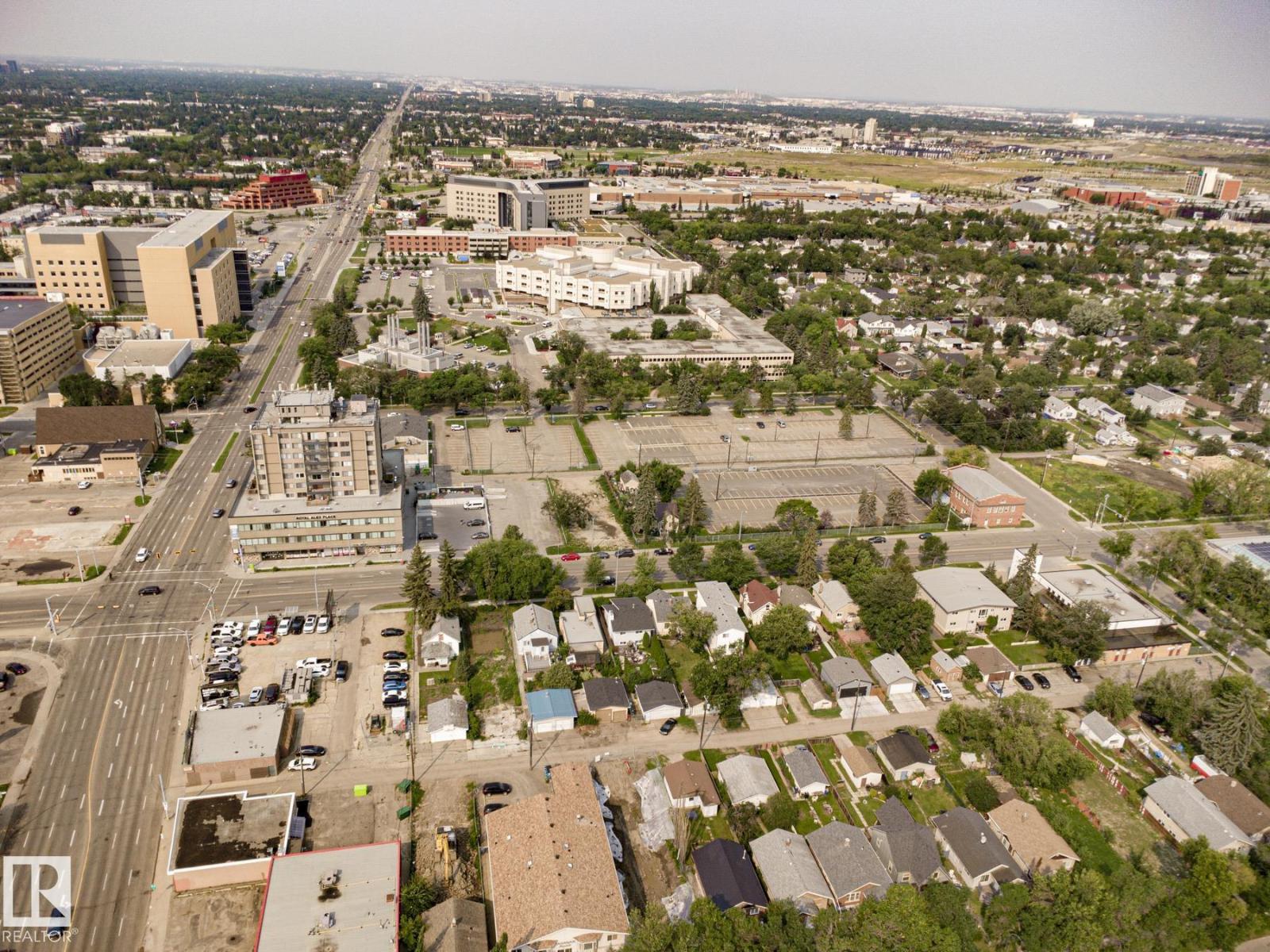 11124 97 ST NW - 37