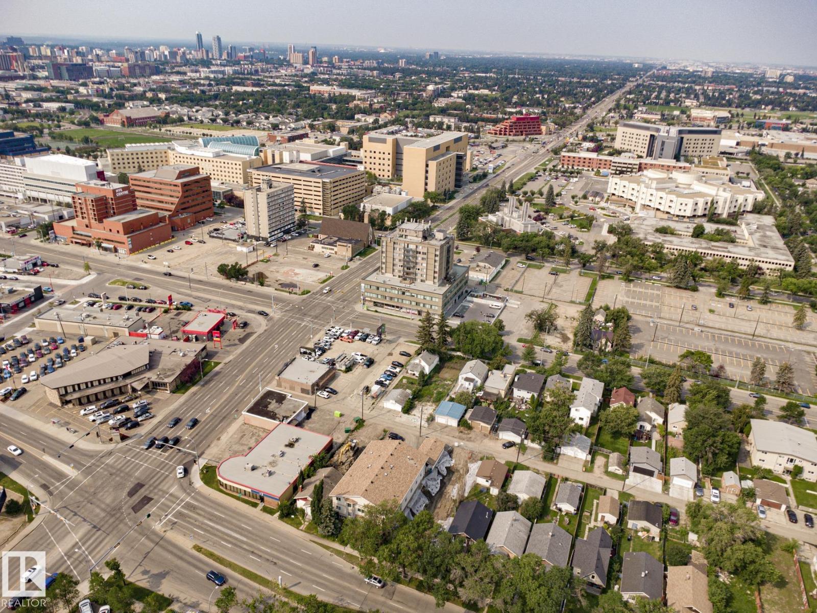 11124 97 ST NW - 38