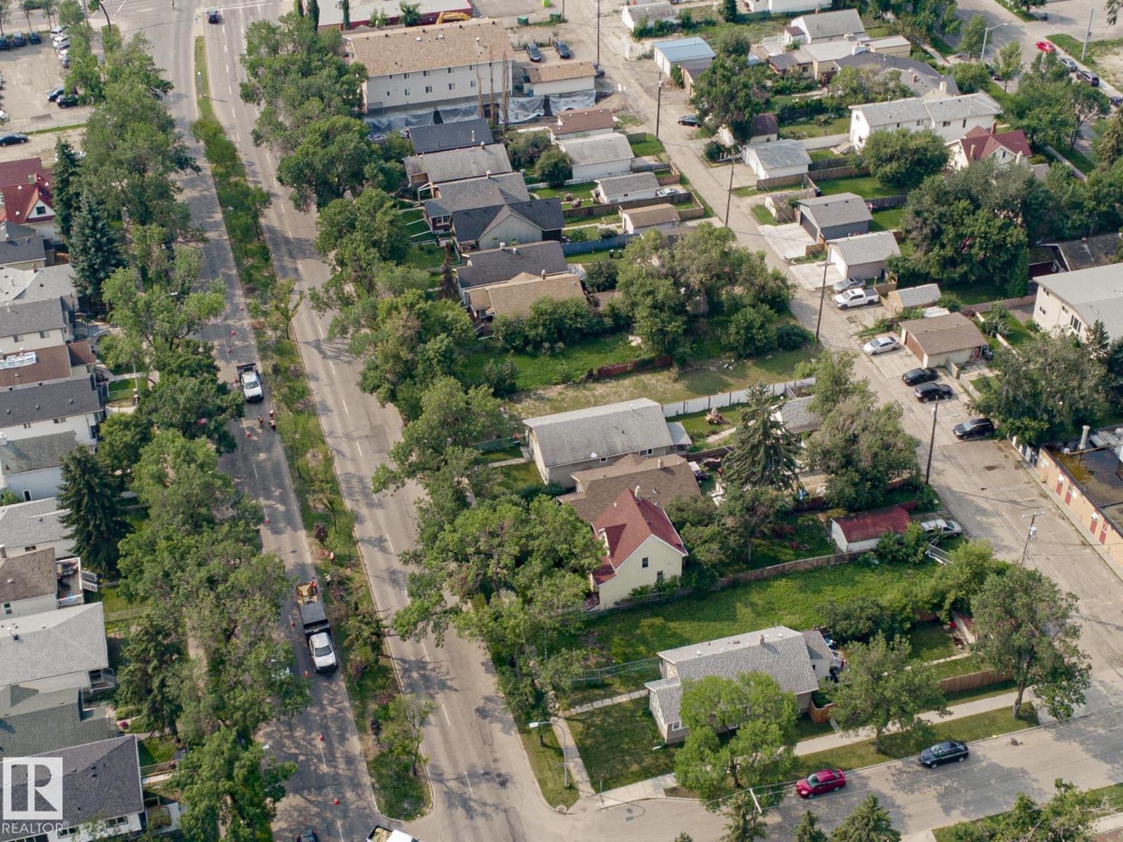 11124 97 ST NW - 54
