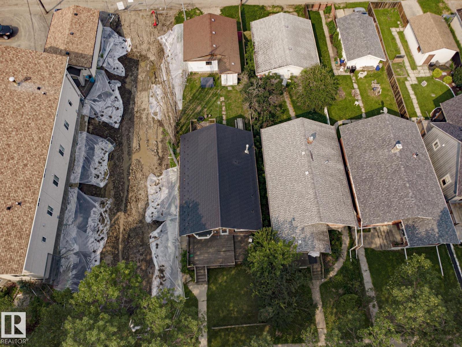 11124 97 ST NW - 11