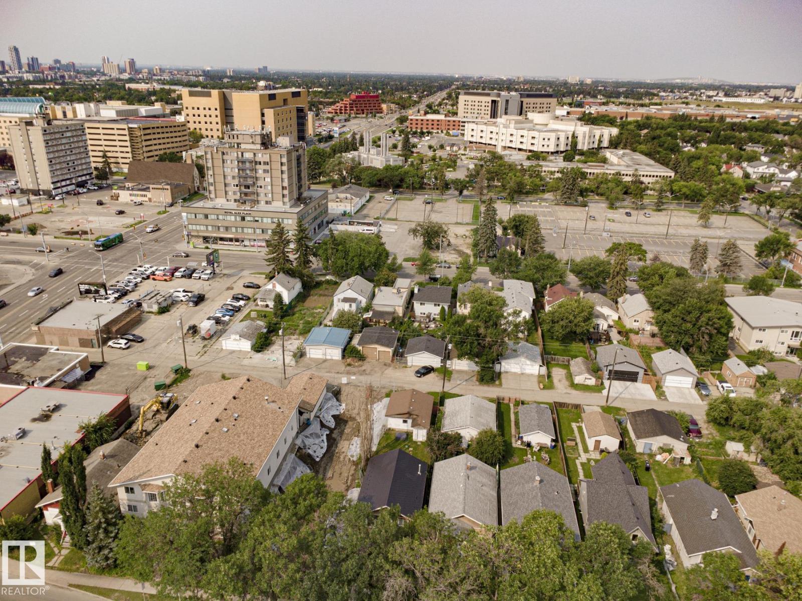 11124 97 ST NW - 25
