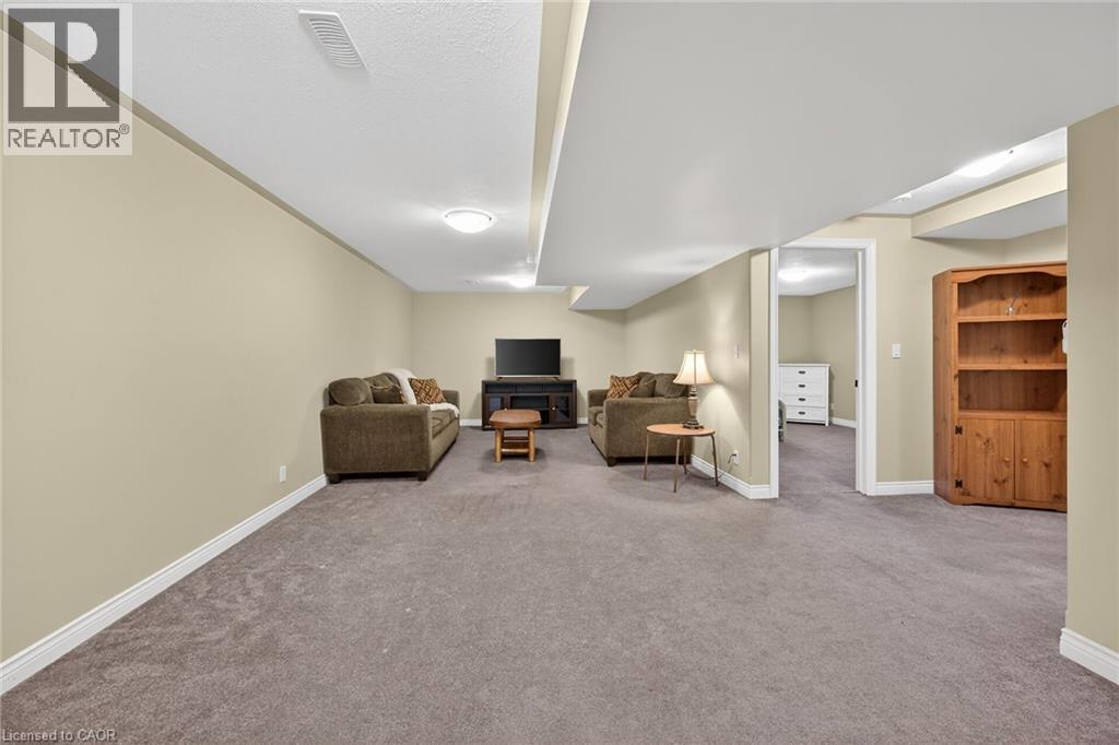 10 EMILY Street - Image 39