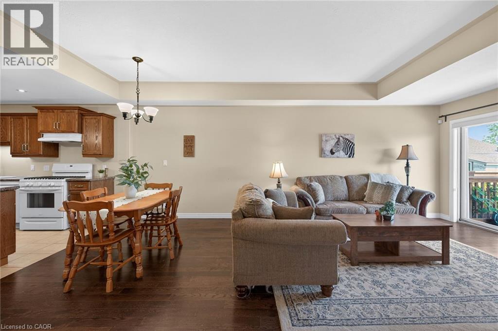 10 EMILY Street - Image 23