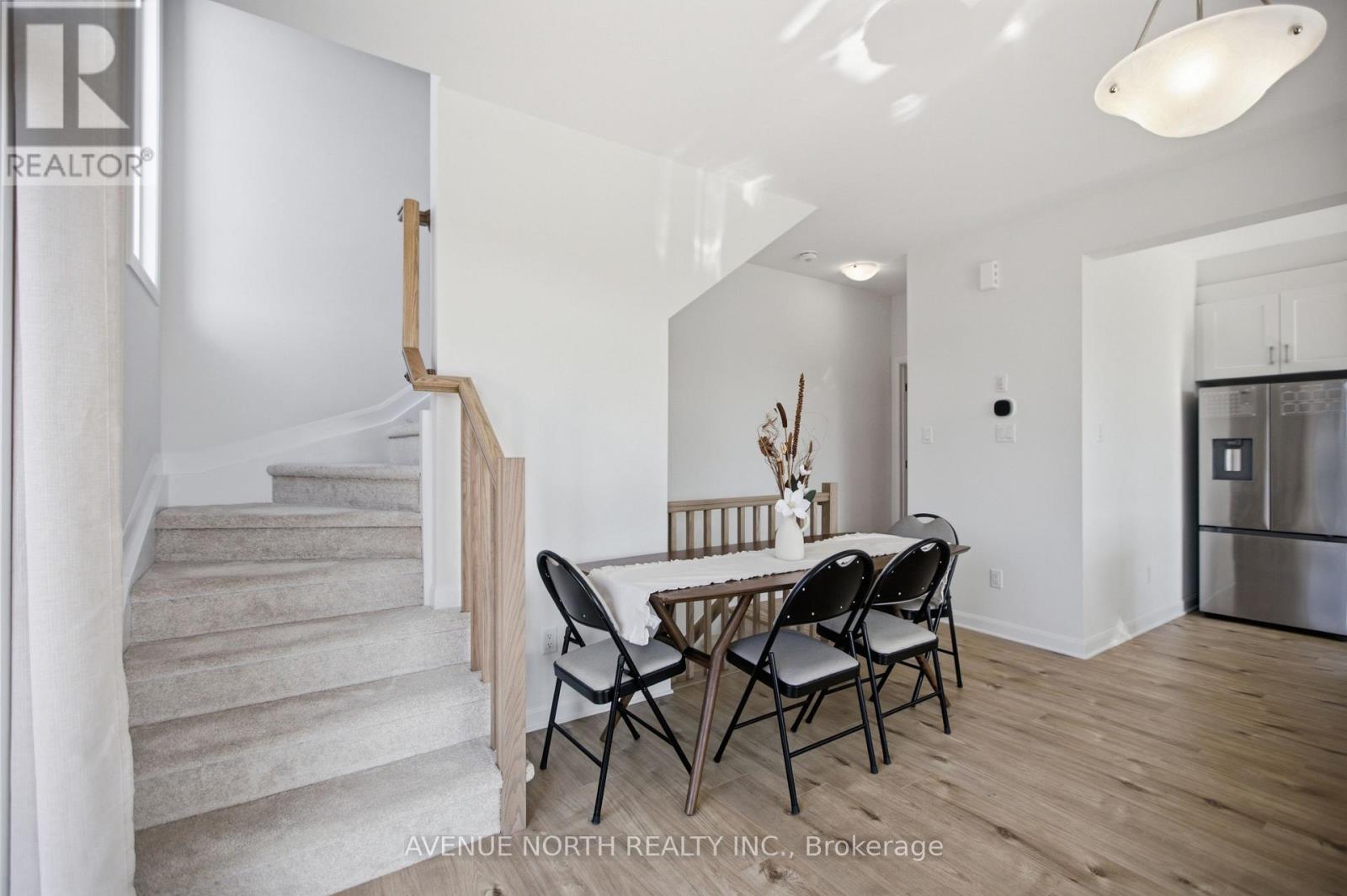 3 Bed, 3 Bath House for Sale in Ottawa – 532 CONVENIRE ROW, Ottawa – MLS# X13647488 - Image 16