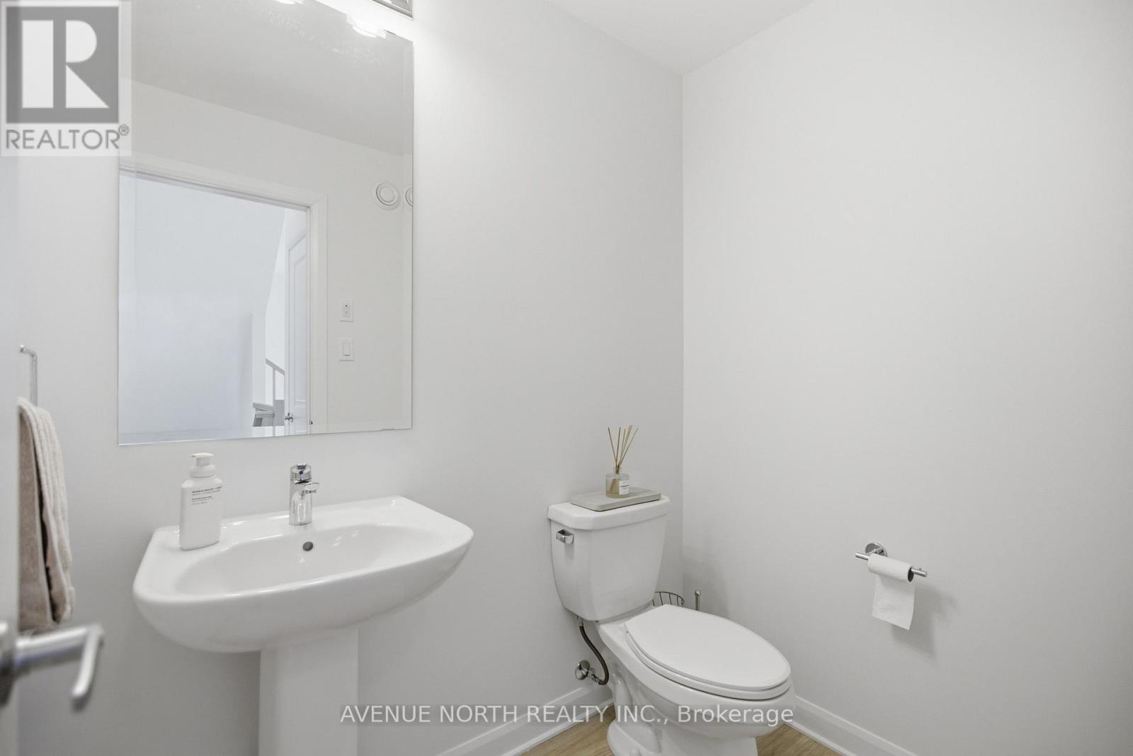 3 Bed, 3 Bath House for Sale in Ottawa – 532 CONVENIRE ROW, Ottawa – MLS# X13647488 - Image 18