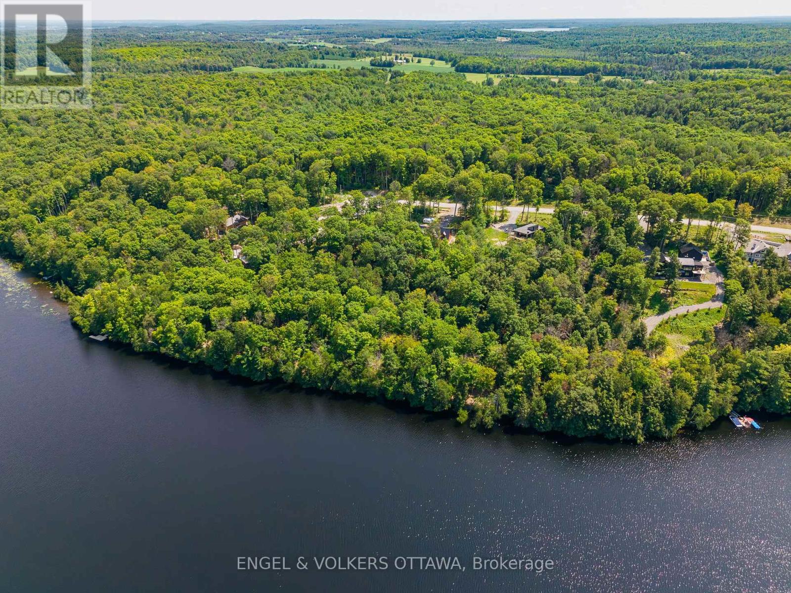 223 SHADY MAPLE ROAD, McNab/Braeside — photo 3