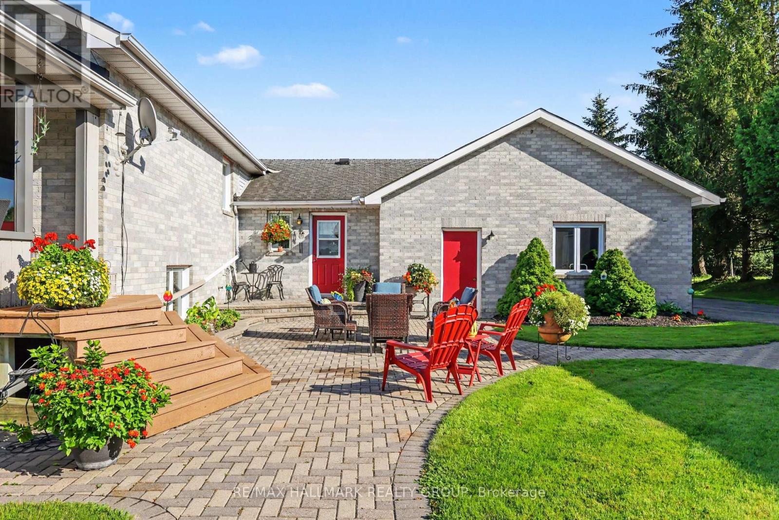 3 Bed, 3 Bath House for Sale in Ottawa – 1721 CARSONBY ROAD E, Ottawa – MLS# X13647540 - Image 46