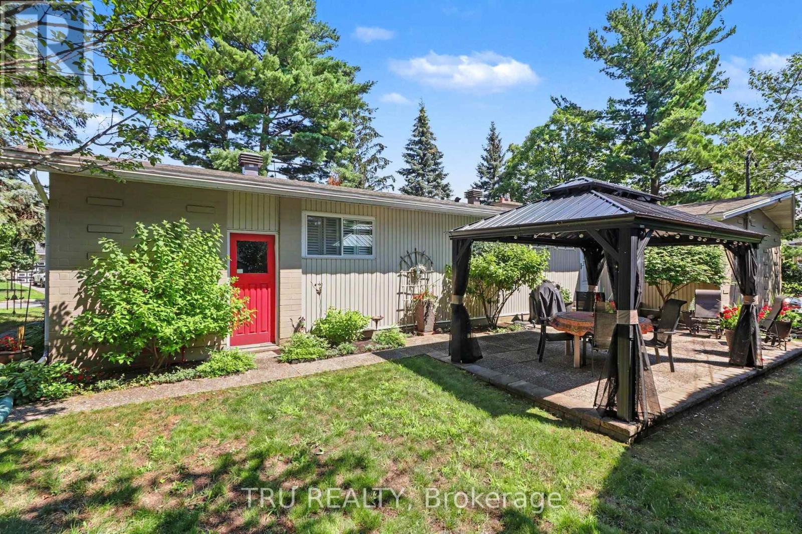 3 Bed, 3 Bath House for Sale in Ottawa – 1174 CAMEO DRIVE, Ottawa – MLS# X13647552 - Image 35