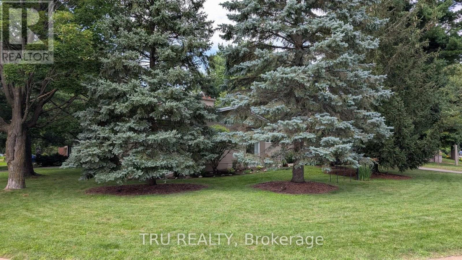 3 Bed, 3 Bath House for Sale in Ottawa – 1174 CAMEO DRIVE, Ottawa – MLS# X13647552 - Image 39