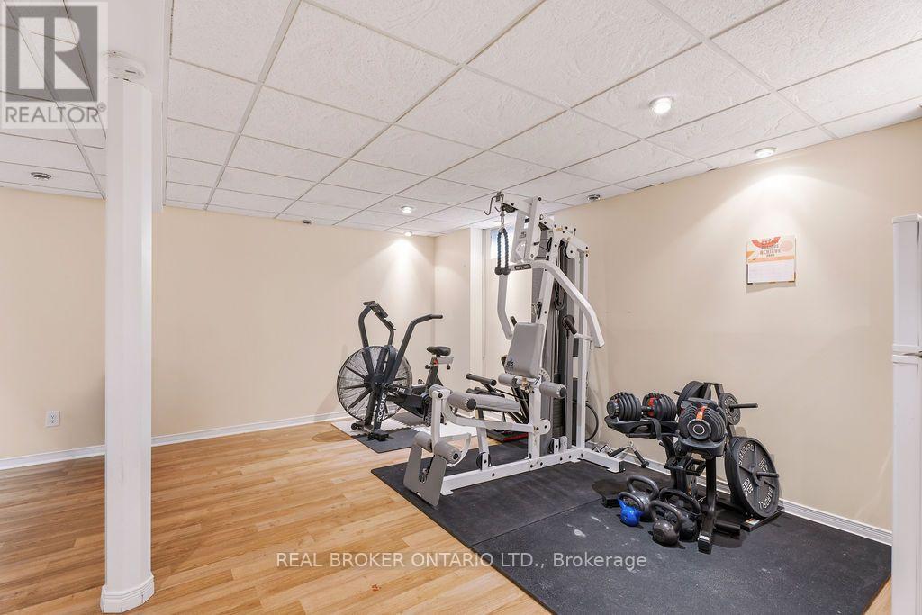 3 Bed, 2 Bath House for Sale in Ottawa – 1699E LAMOUREUX DRIVE, Ottawa – MLS# X13647618 - Image 28