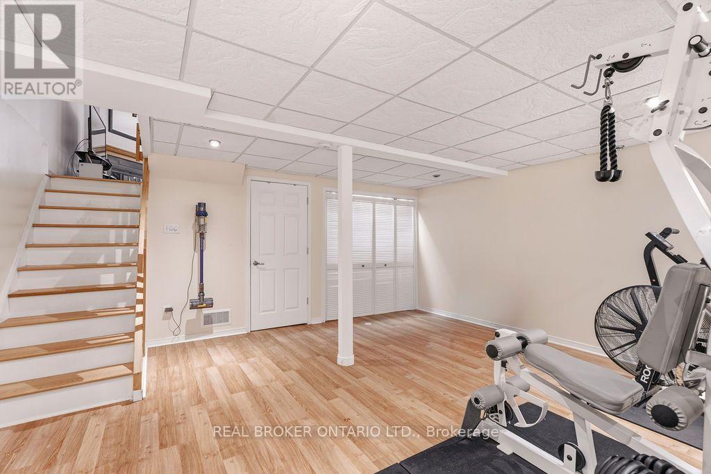 3 Bed, 2 Bath House for Sale in Ottawa – 1699E LAMOUREUX DRIVE, Ottawa – MLS# X13647618 - Image 29