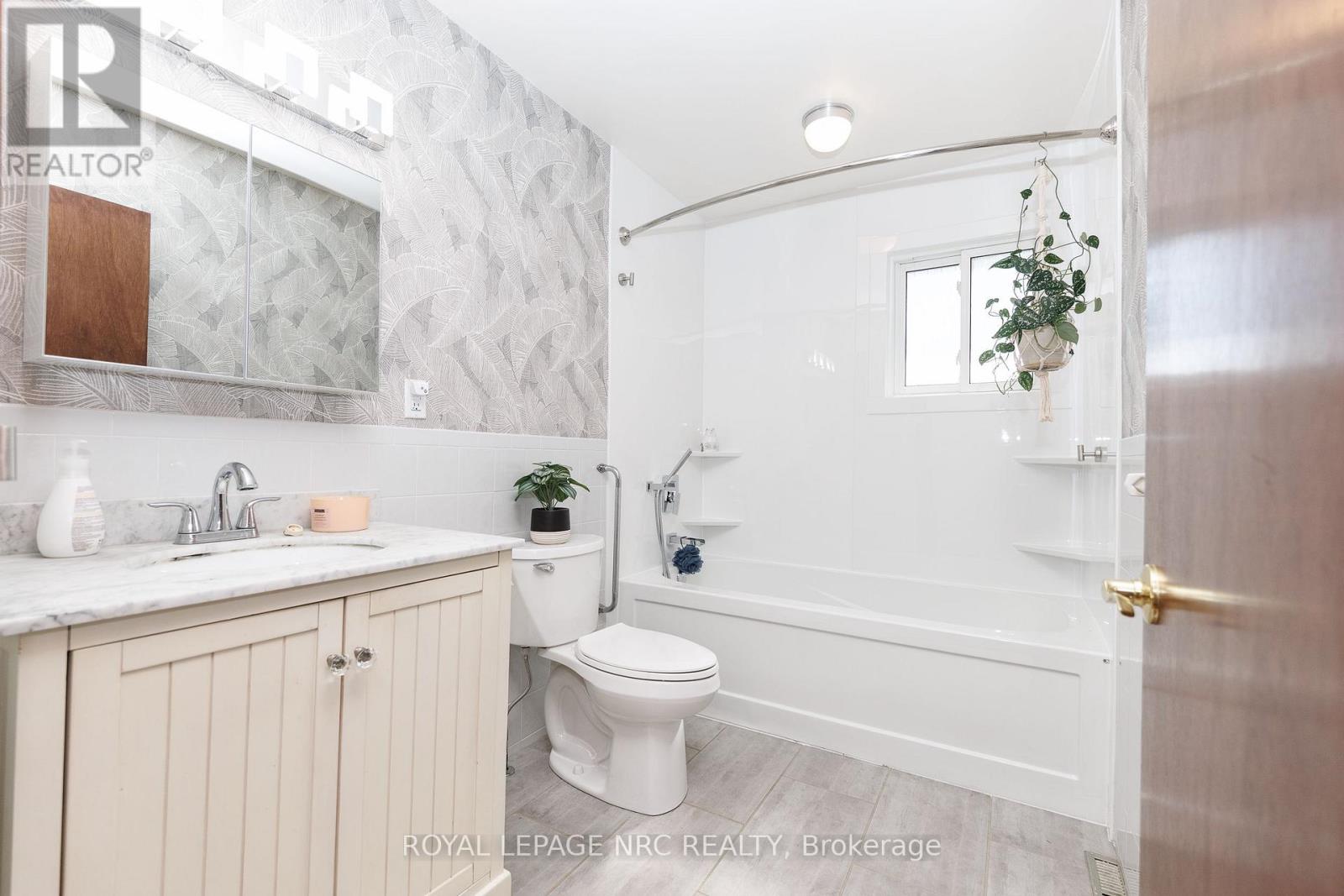 85 REGENT DRIVE - Image 27