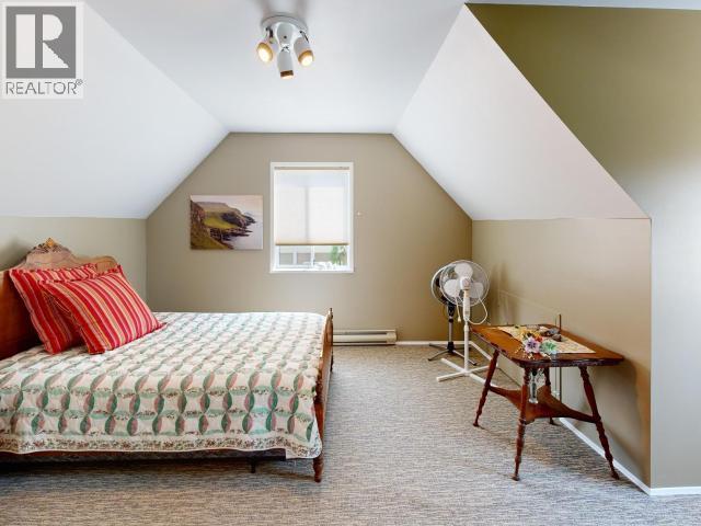 7081 TOFINO STREET - 20