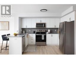 215 - 425 Watson Parkway N, Guelph, ON N1E7K5 Photo 14