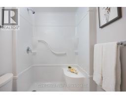 215 - 425 Watson Parkway N, Guelph, ON N1E7K5 Photo 26